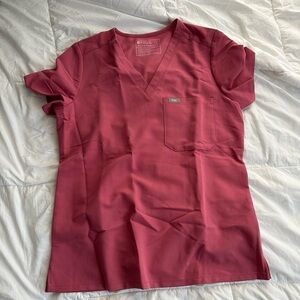 Womens Figs SET. Scrub top ( S) Scrub bottoms joggers ( petite small ).